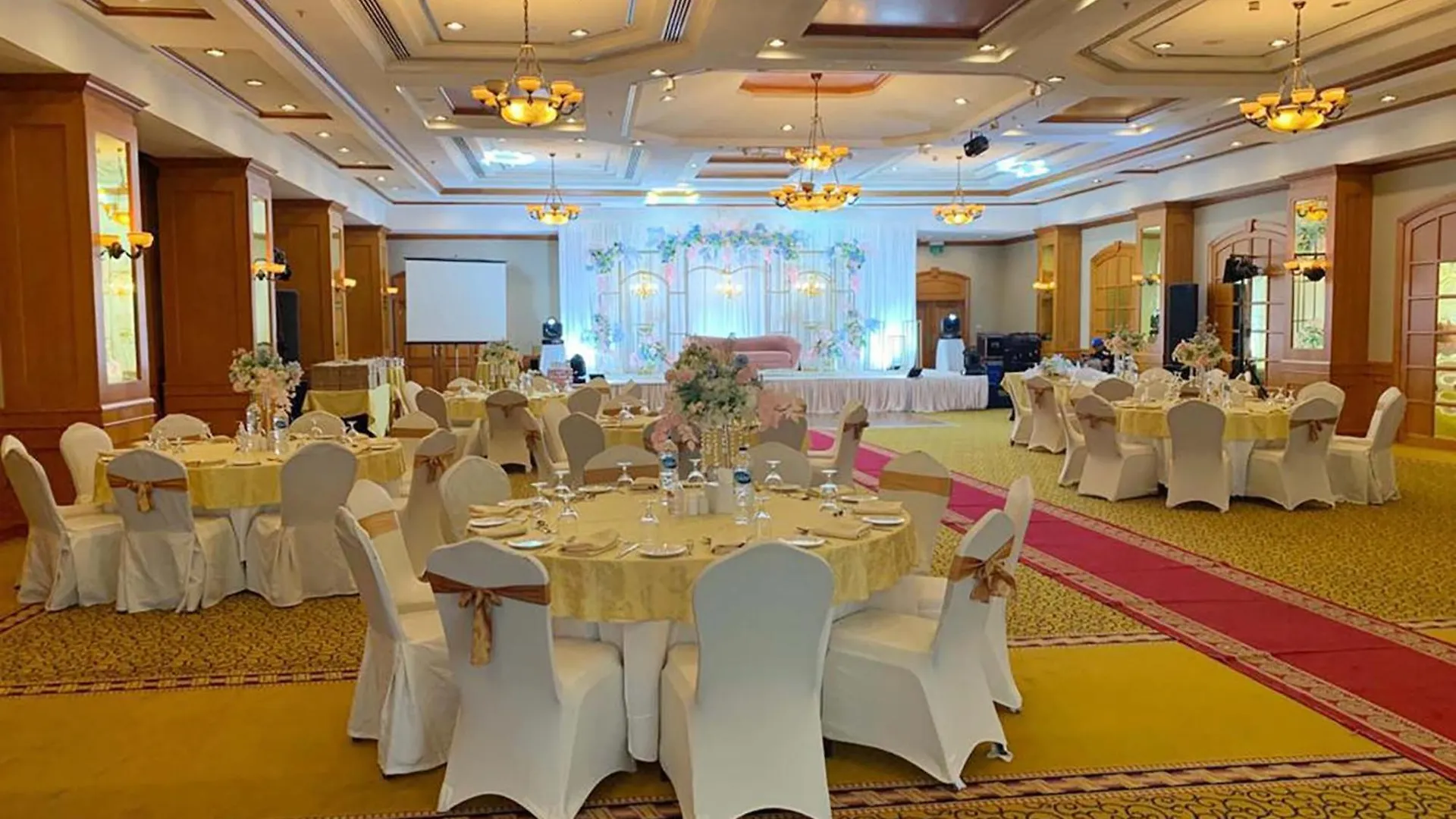 Knight Castle Hotel - Formerly Known As Carlton Palace Hotel Dubaï 5*,  Émirats arabes unis